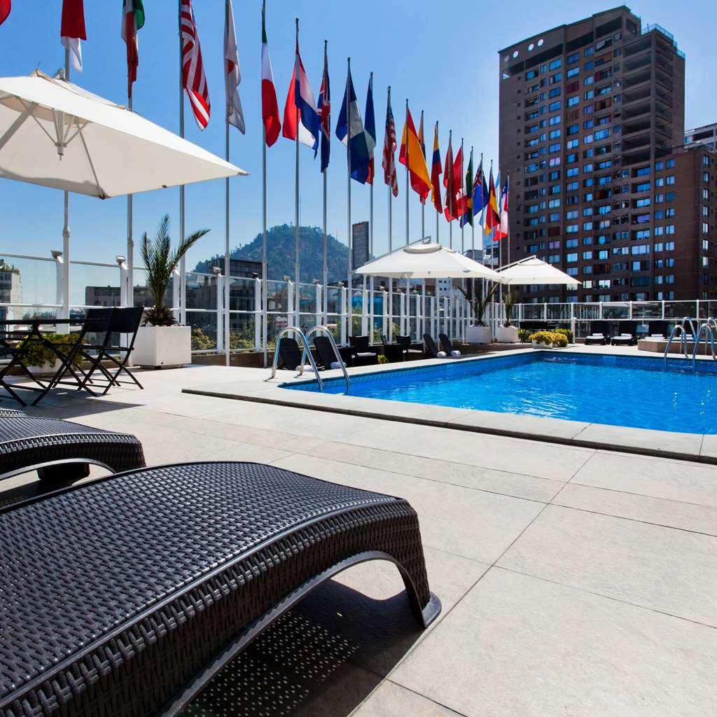 Crowne Plaza Hotel 5*